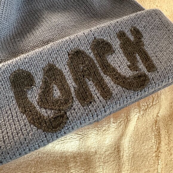 NWT! COACH CF875 Women Logo Wool Colorblocked Pom Pom Beanie In Navy - Picture 2 of 9